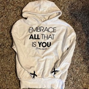 GIRLS LIKE NEW JUSTICE “Embrace All That is You” Sz 12